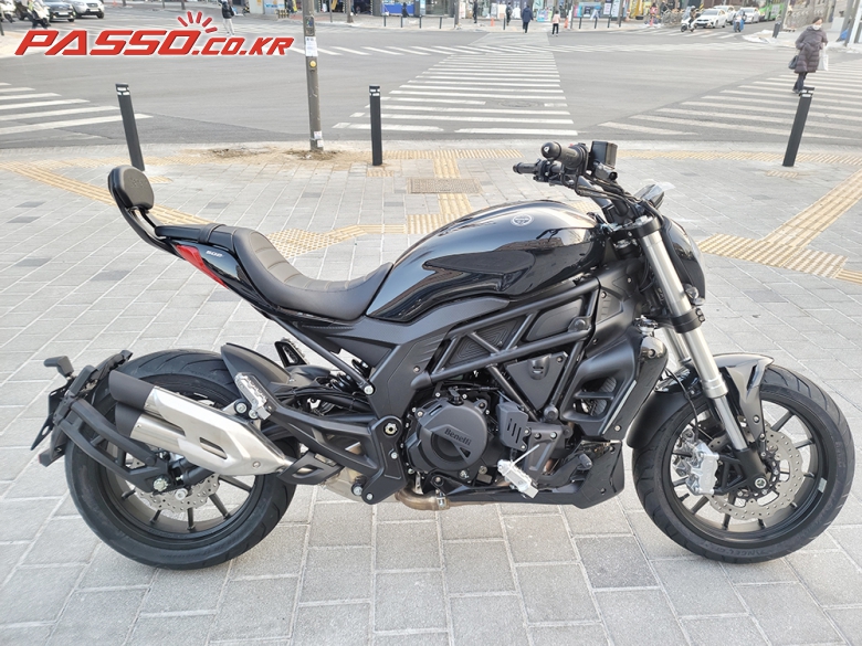 Benelli 502 C