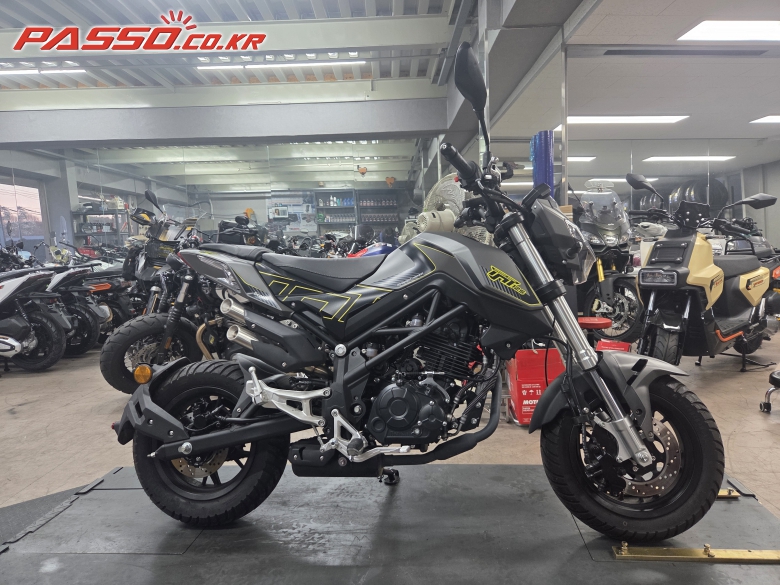 Benelli TNT 125