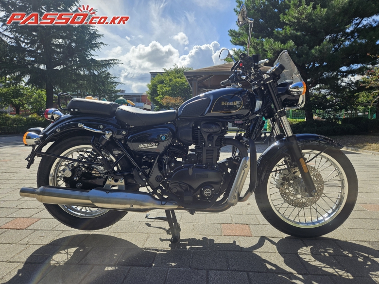 Benelli 임페리알레 400 ABS