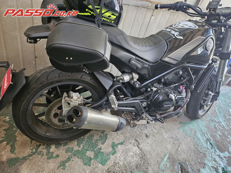 Benelli 레온치노 500
