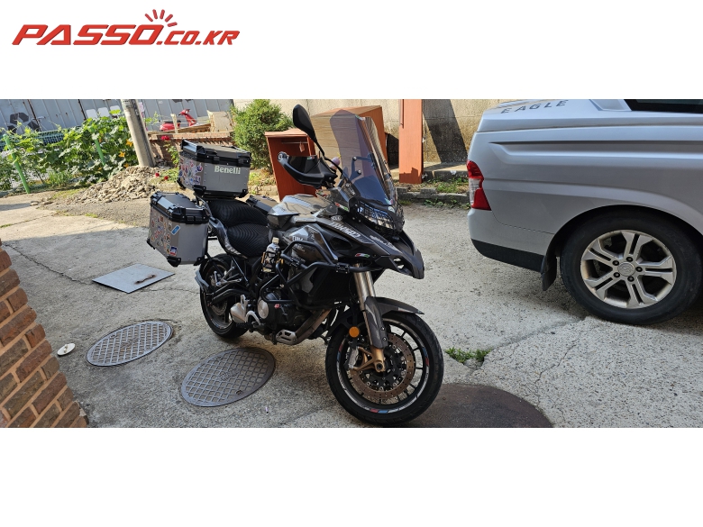 Benelli TRK 502