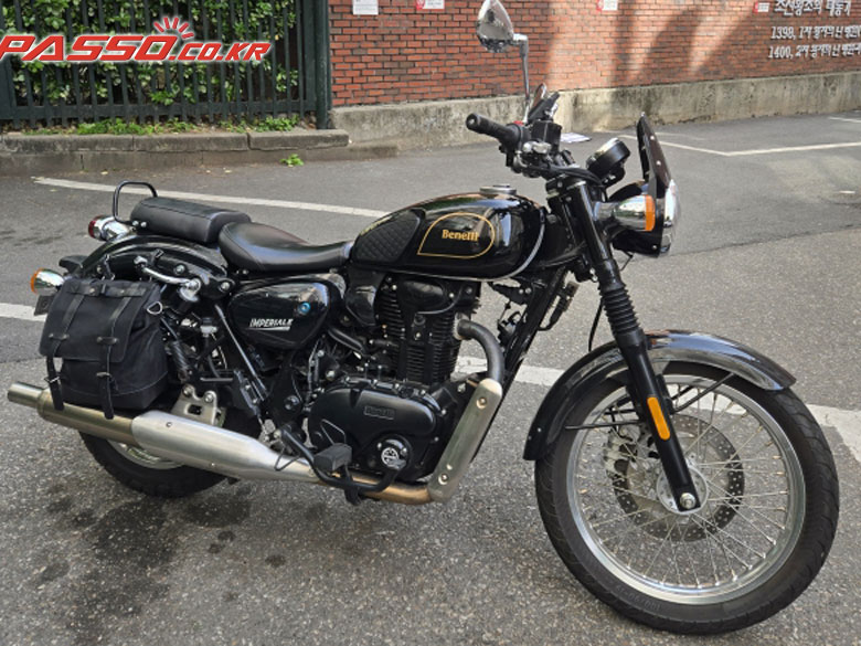 Benelli 임페리알레 400 ABS