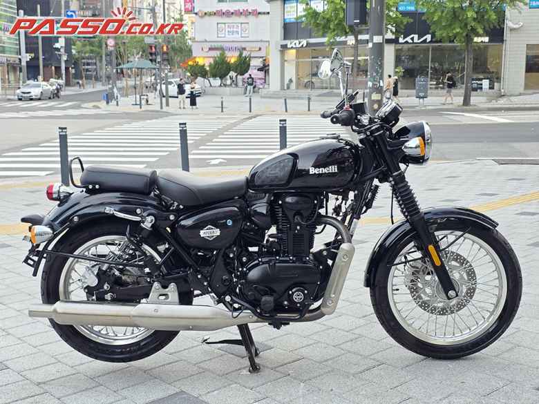 Benelli 임페리알레 400 ABS