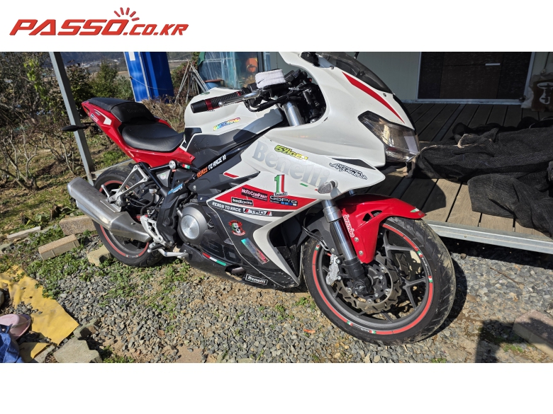 Benelli 토네이도 302 R