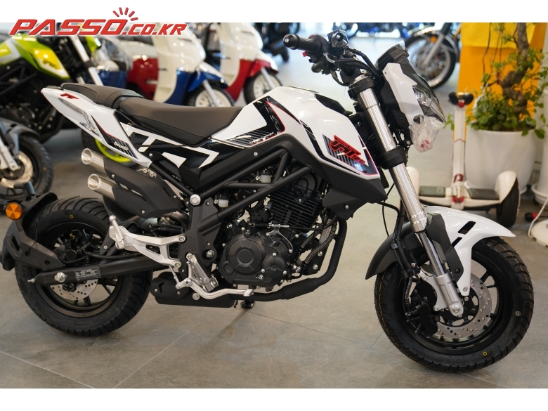 Benelli TNT 125