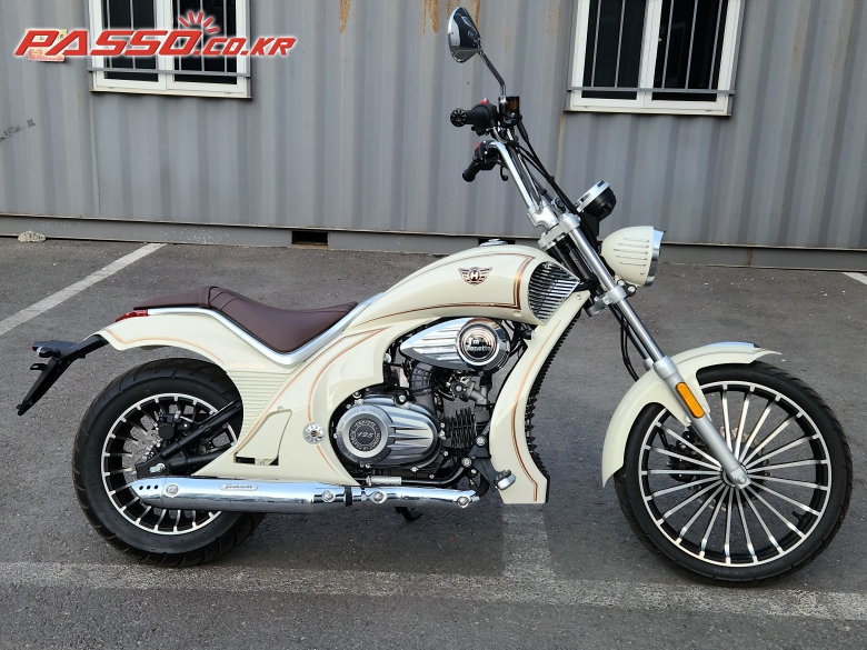 Hansom Bike 베네트 125