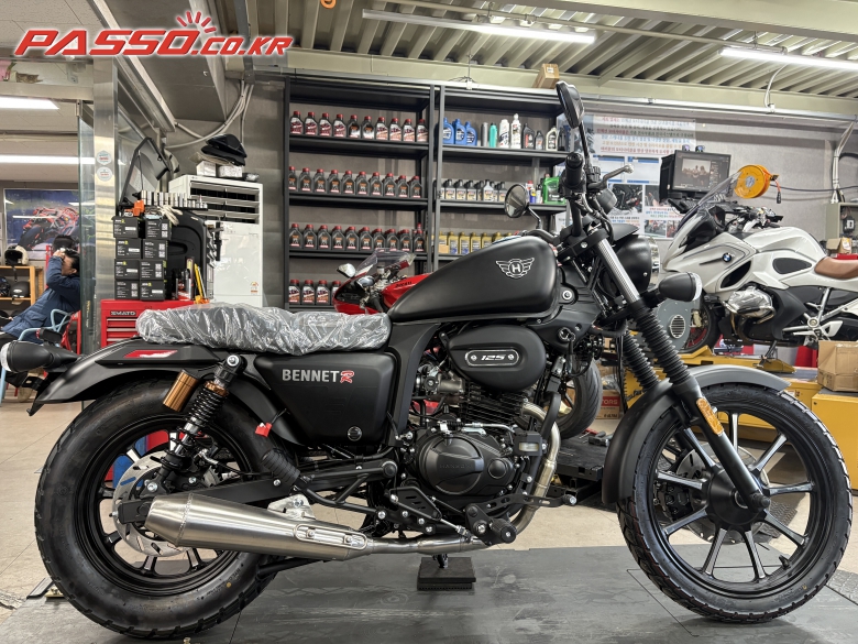 Hansom Bike 베네트 125
