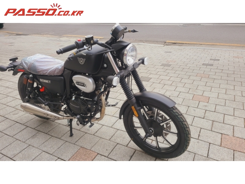 Hansom Bike 베네트 125