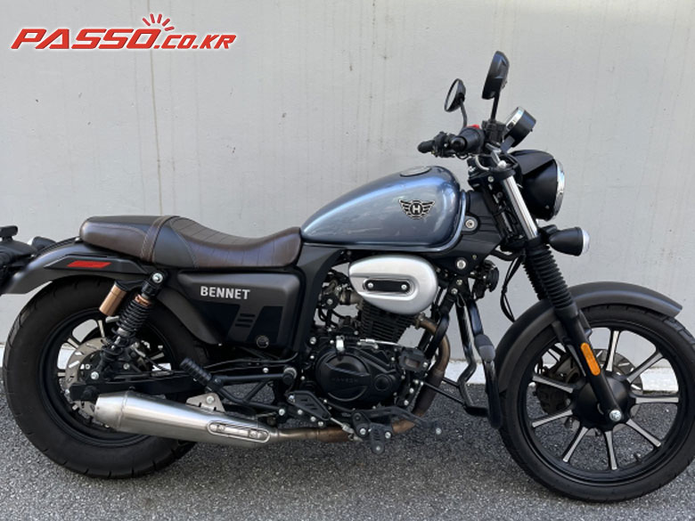 Hansom Bike 베네트 125
