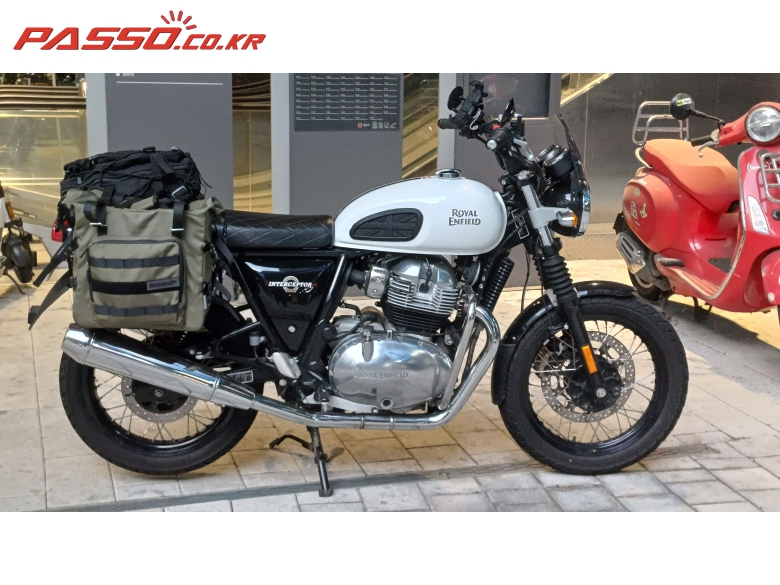 Royal Enfield 인터셉터 650
