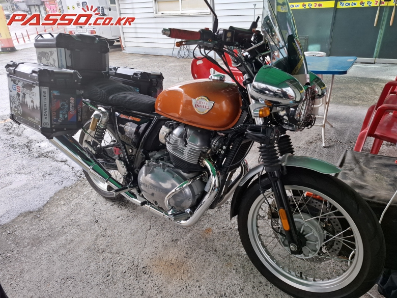 Royal Enfield 인터셉터 650
