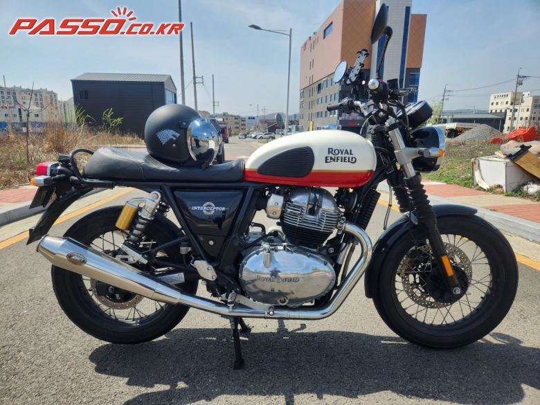 Royal Enfield 인터셉터 650