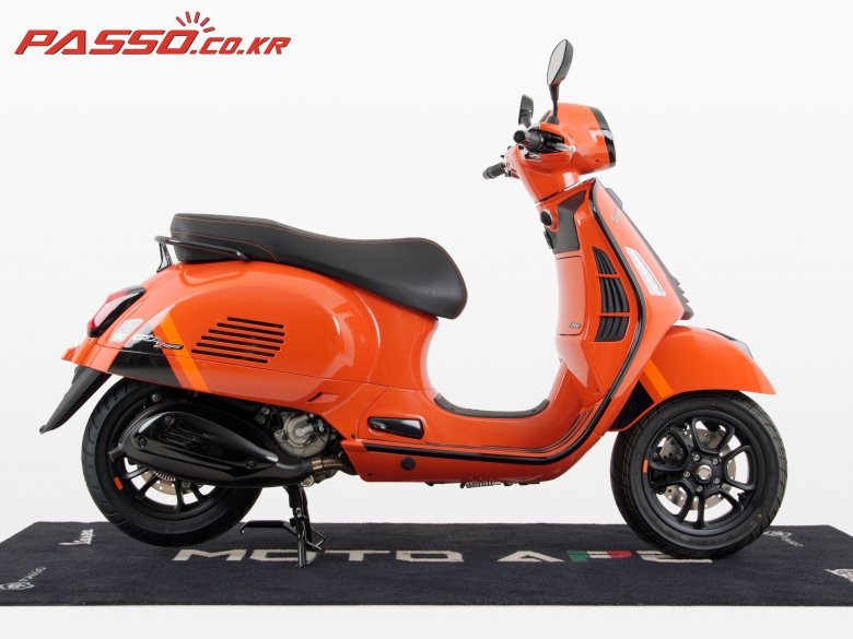 Vespa GTS 300 슈퍼스포츠