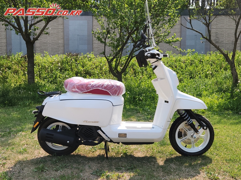 Keeway 플로라 125