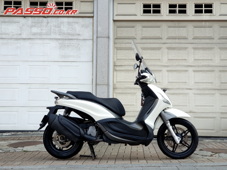 Piaggio 비버리 스포츠 투어링 350