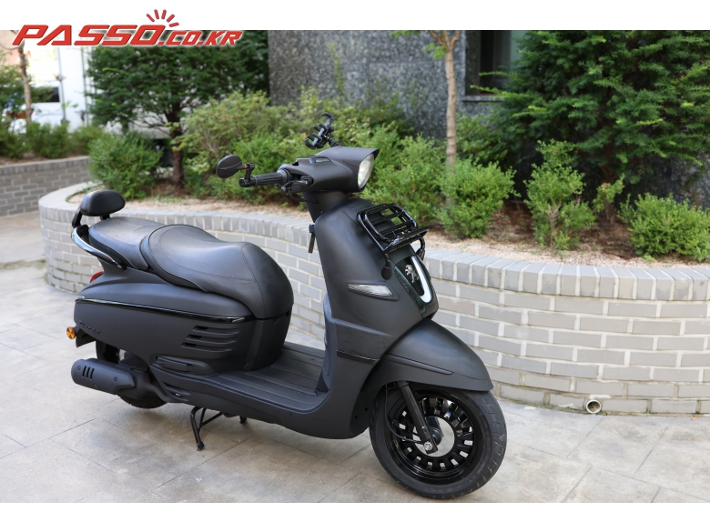 Peugeot 장고 스포츠 125