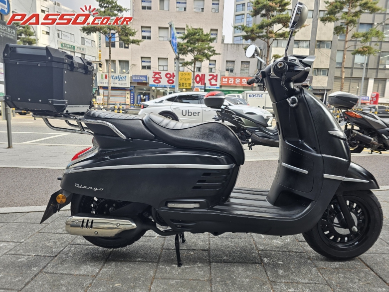 Peugeot 장고 스포츠 125
