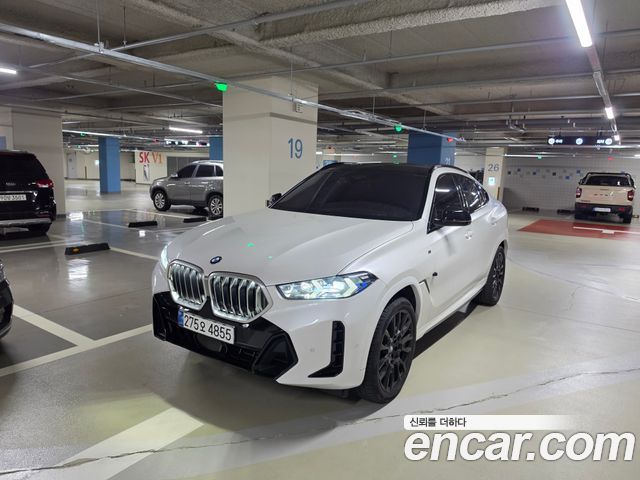 BMW X6 (G06)