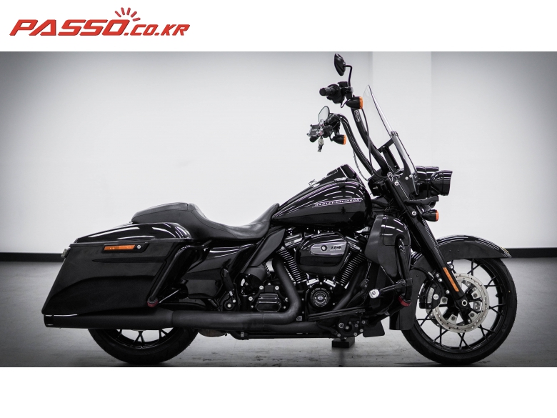 Harley-Davidson 로드킹 스페셜