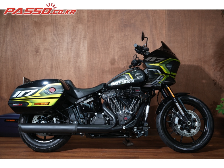 Harley-Davidson 로우라이더 ST