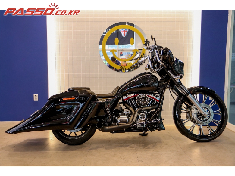 Harley-Davidson CVO 스트리트 글라이드