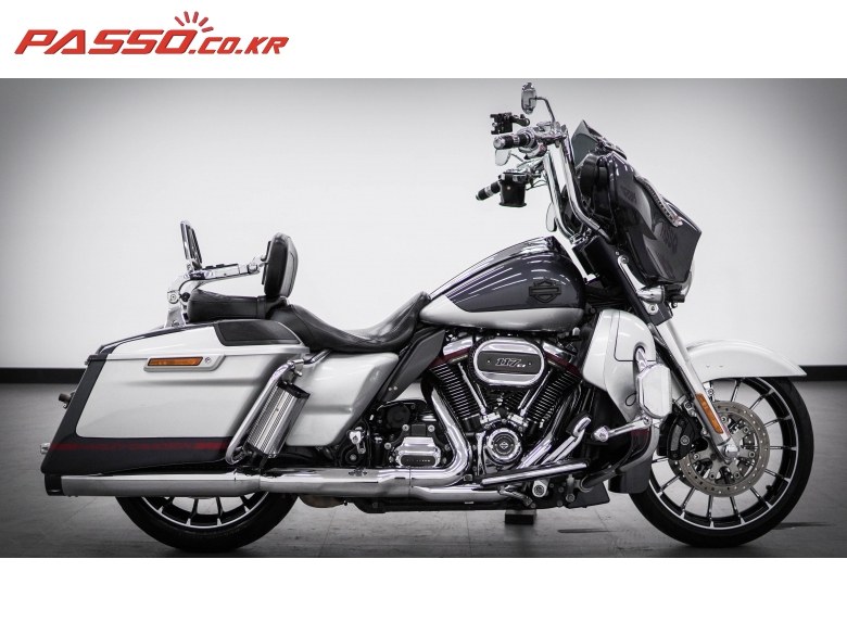 Harley-Davidson CVO 스트리트 글라이드