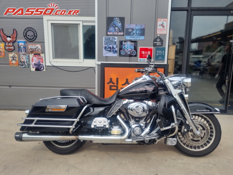 Harley-Davidson 로드킹
