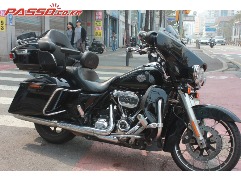 Harley-Davidson 스트리트 글라이드