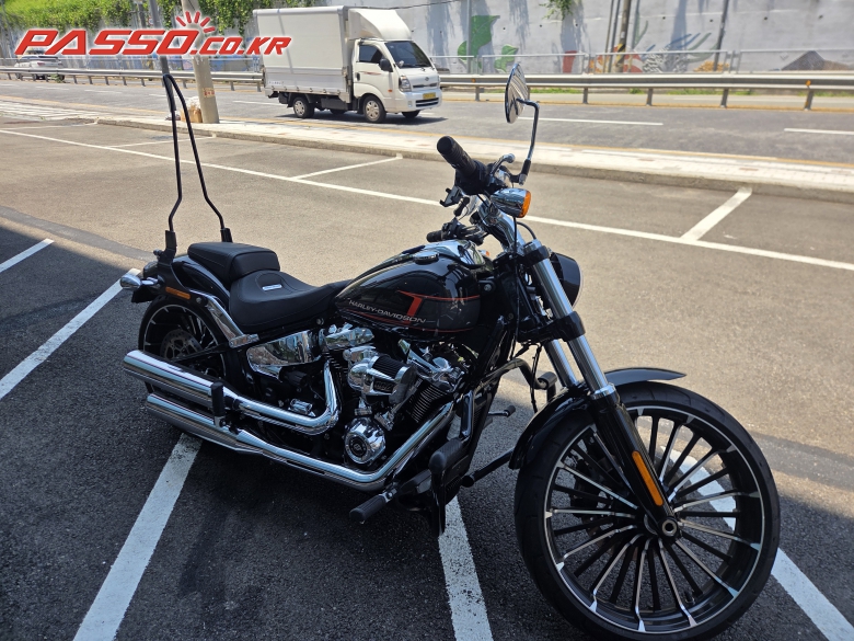 Harley-Davidson 브레이크아웃 117