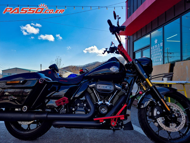 Harley-Davidson 로드킹 스페셜