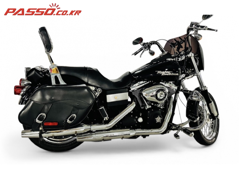 Harley-Davidson 다이나 스트릿밥