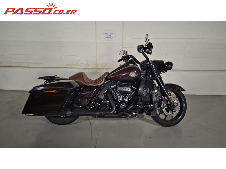 Harley-Davidson 로드킹 스페셜