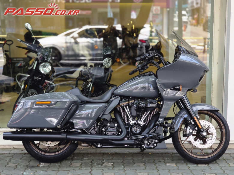 Harley-Davidson 로드 글라이드 ST