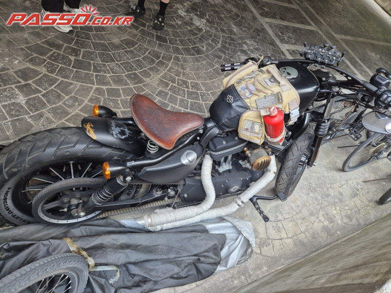 Harley-Davidson 883 커스텀