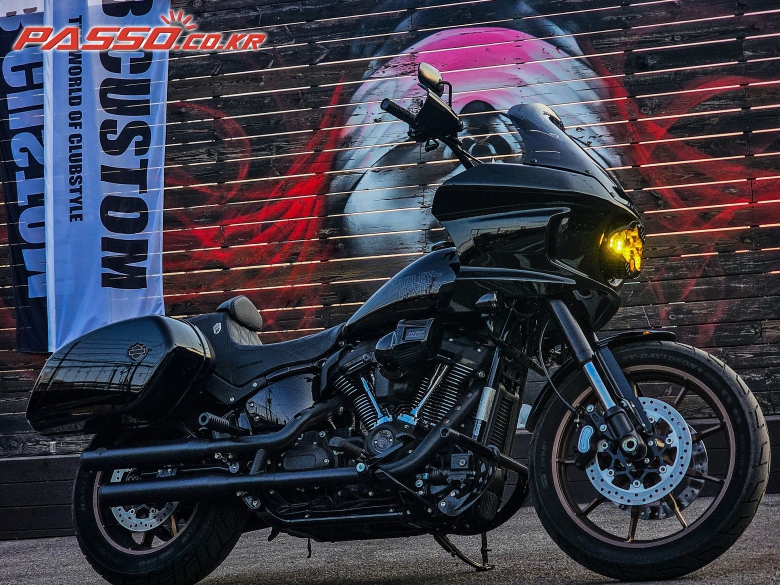 Harley-Davidson 로우라이더 ST