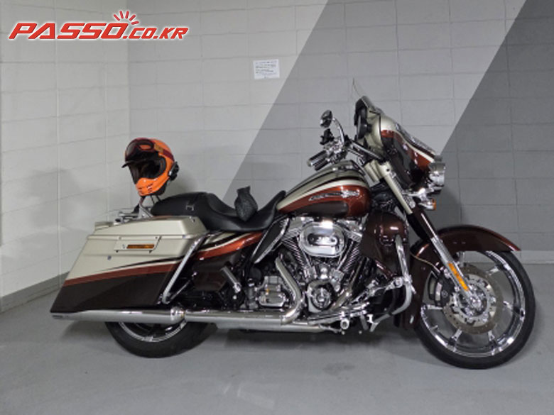 Harley-Davidson CVO 스트리트 글라이드