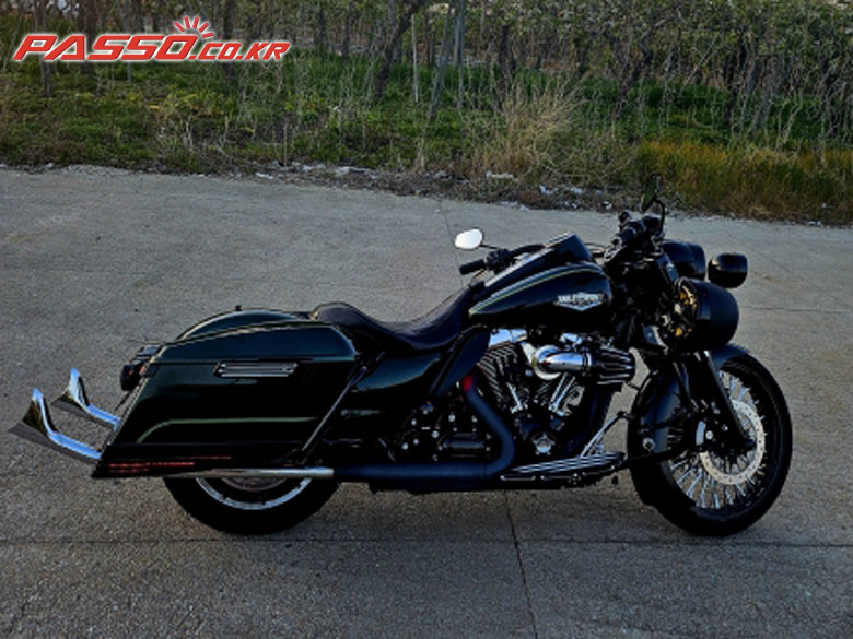 Harley-Davidson 로드킹