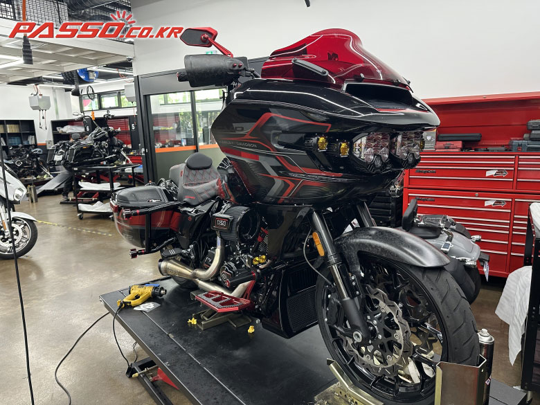 Harley-Davidson CVO 로드 글라이드 ST