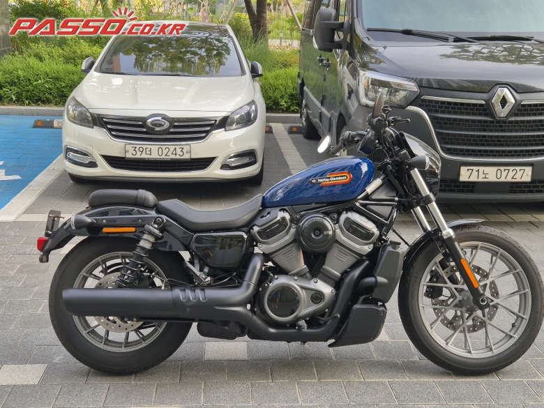 Harley-Davidson 나잇스터 스페셜 975