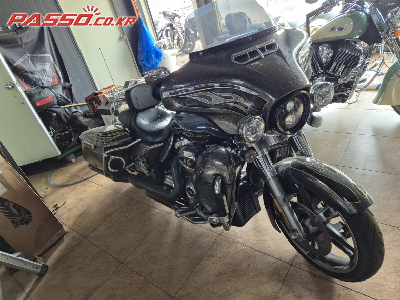 Harley-Davidson 스트리트 글라이드