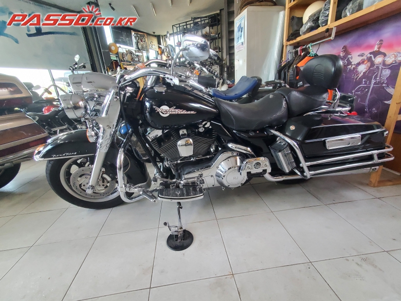 Harley-Davidson 로드킹