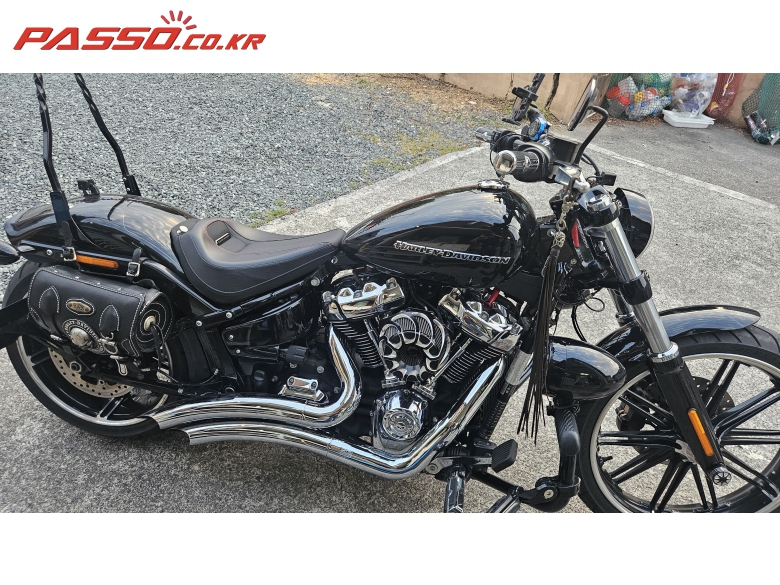 Harley-Davidson 브레이크아웃 114