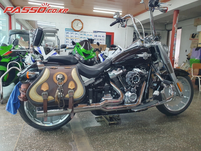 Harley-Davidson 팻보이 114