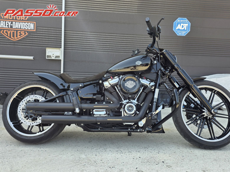 Harley-Davidson 브레이크아웃