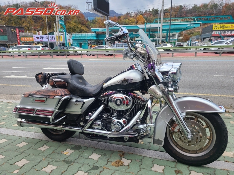 Harley-Davidson 로드킹