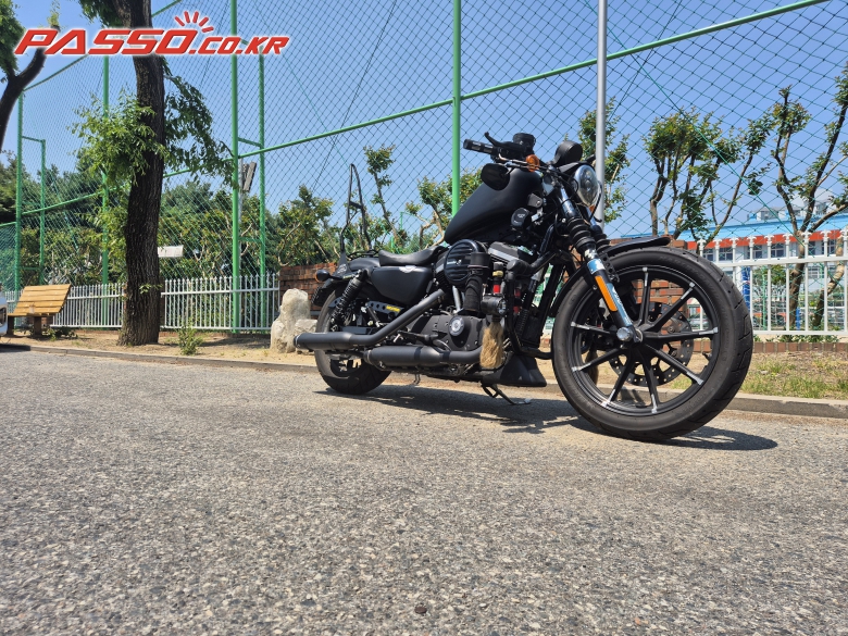 Harley-Davidson 883 커스텀