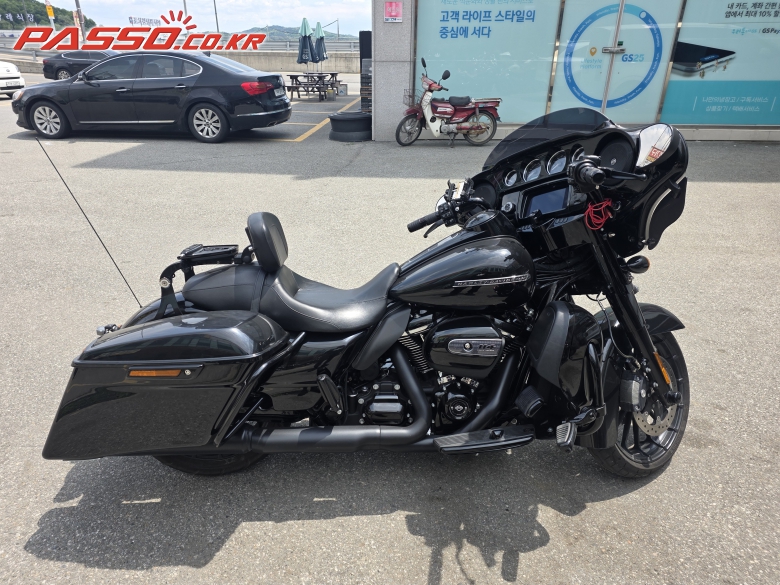 Harley-Davidson 스트리트 글라이드