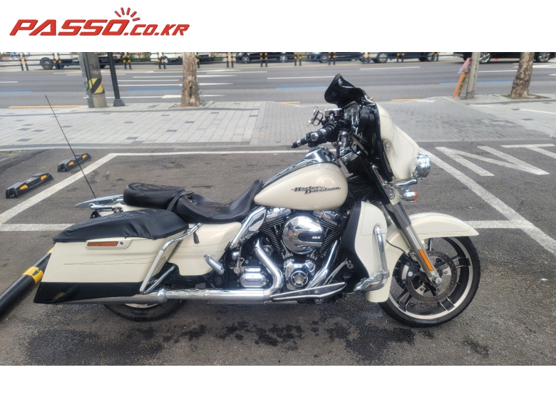 Harley-Davidson 스트리트 글라이드