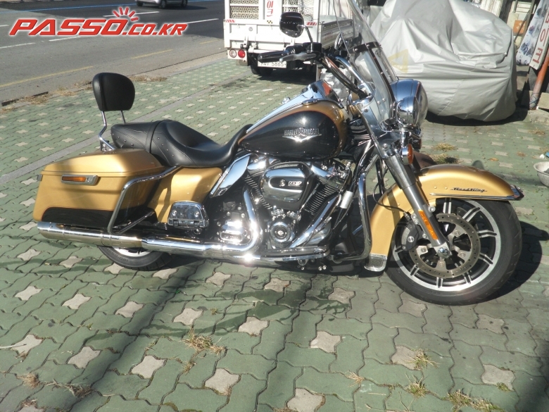 Harley-Davidson 로드킹