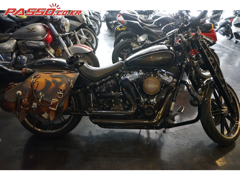Harley-Davidson 브레이크아웃